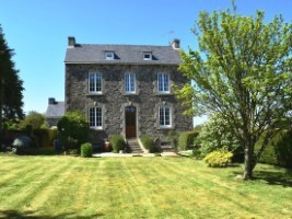 Maison 5 Pièces 56480 Sainte-Brigitte